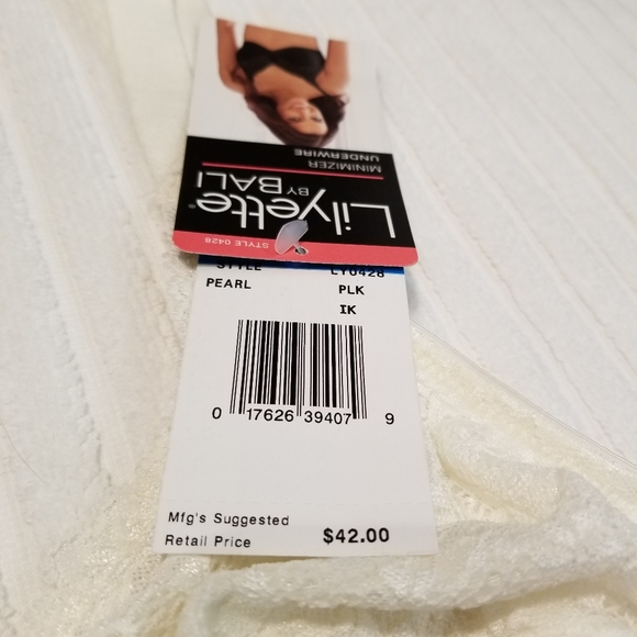 Lilyette by Bali Minimizer Smoothing Undewire Bra - New! - Picture 6 of 10